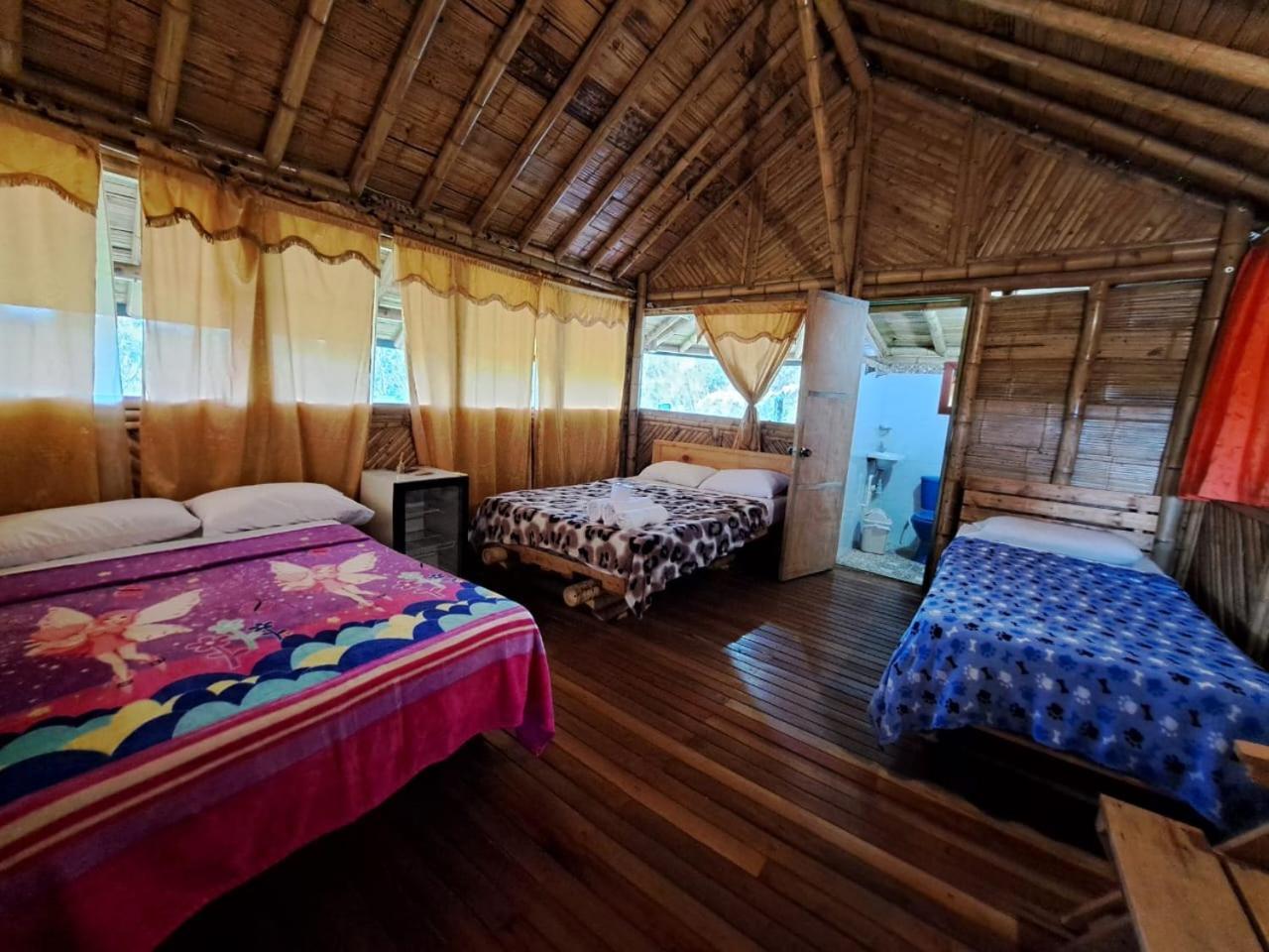 Hotel Guatape Adrianas Bambu المظهر الخارجي الصورة