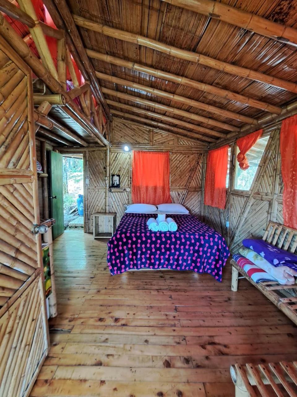 Hotel Guatape Adrianas Bambu المظهر الخارجي الصورة