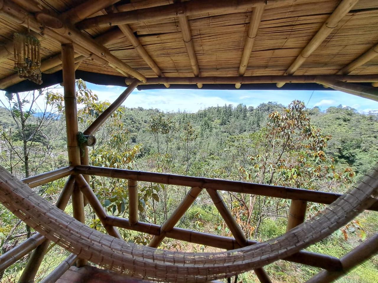 Hotel Guatape Adrianas Bambu المظهر الخارجي الصورة