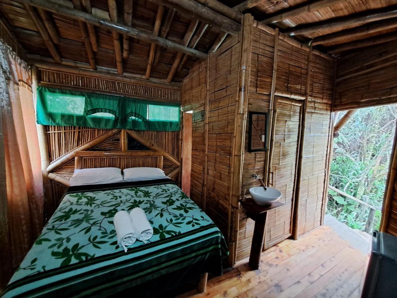 Hotel Guatape Adrianas Bambu المظهر الخارجي الصورة
